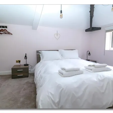 Fernlea Mews, Luxury 2 Bed 2 Bath Home, Richmond, Swaledale
