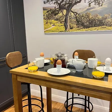 Fernlea Mews, Luxury 2 Bed 2 Bath Home, Richmond, Swaledale Holiday home *