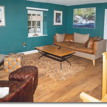 Holiday home Fernlea Mews, Luxury 2 Bed 2 Bath Home, Richmond, Swaledale *