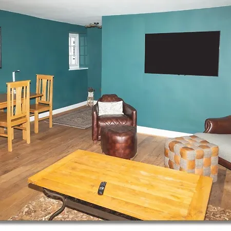 Fernlea Mews, Luxury 2 Bed 2 Bath Home, Richmond, Swaledale Holiday home *