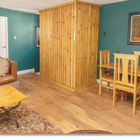 Fernlea Mews, Luxury 2 Bed 2 Bath Home, Richmond, Swaledale Holiday home *